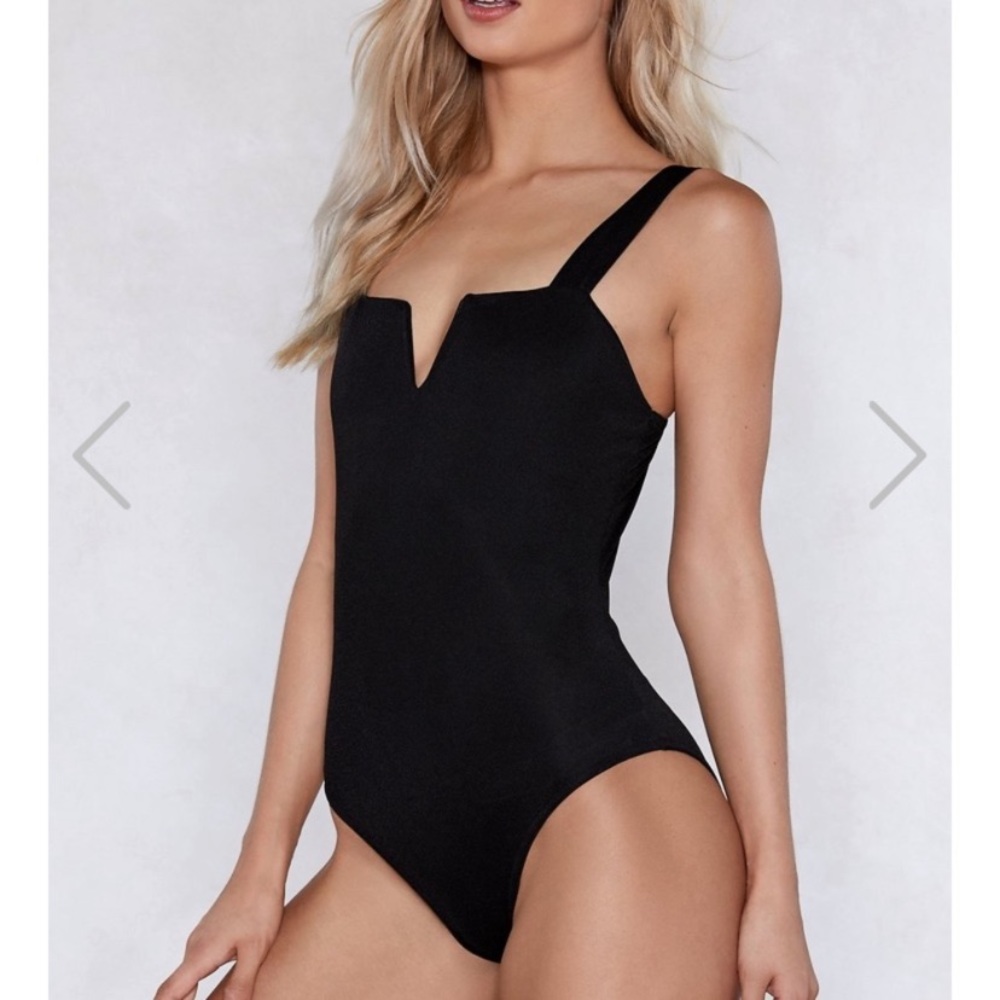 Nasty Gal Black V-Neck Bodysuit
